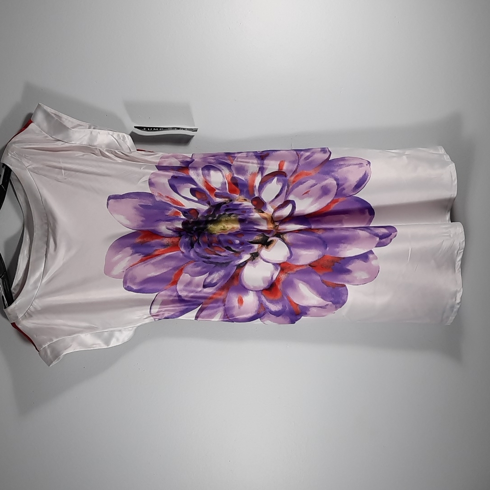 NWT JUMP GIRL WHITE/RED  DRESS SZ M.